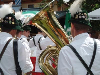 PFINGSTROAS_Leitmotiv