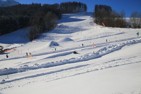 Skigebiet und Snowtubing Kesselalm Inzell