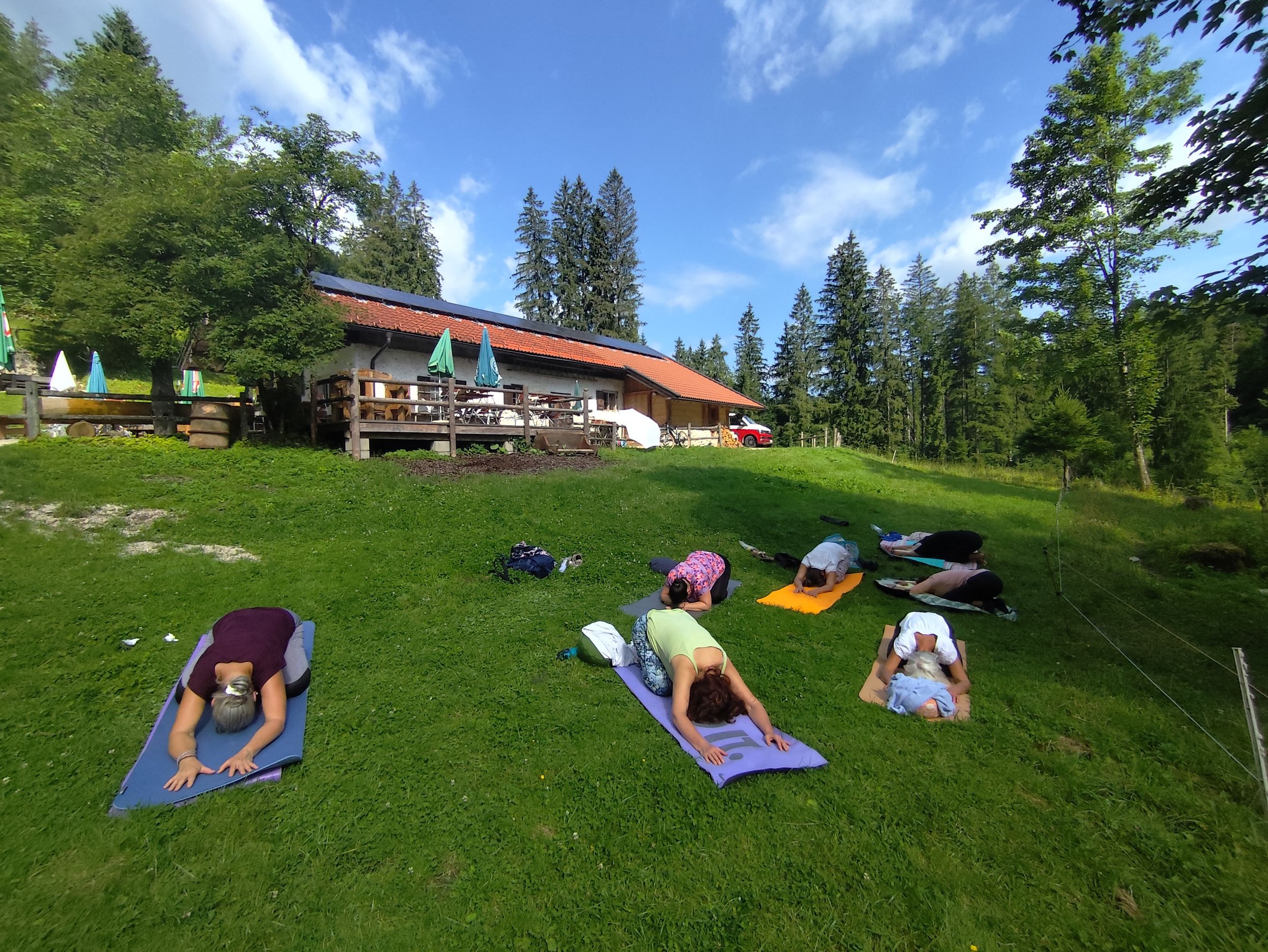 Yogastunde auf der Moaralm